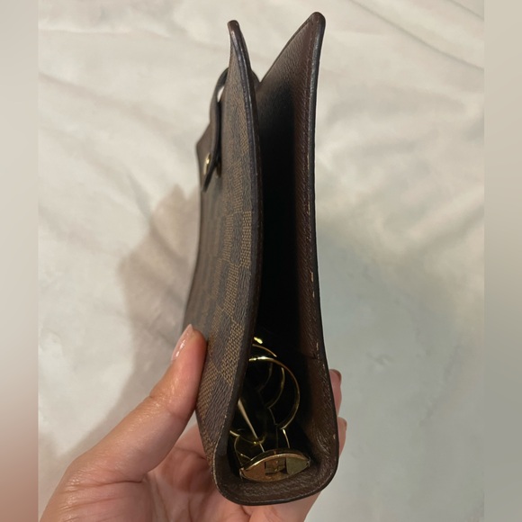 Louis Vuitton Damier Ebene MM Agenda 🤎 - Picture 2 of 14